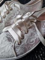 Bruidssneaker Fiarucci Bridal Collection - Maat 40 Ivoor, Kleding | Dames, Trouwkleding en Trouwaccessoires, Schoenen, Ophalen of Verzenden