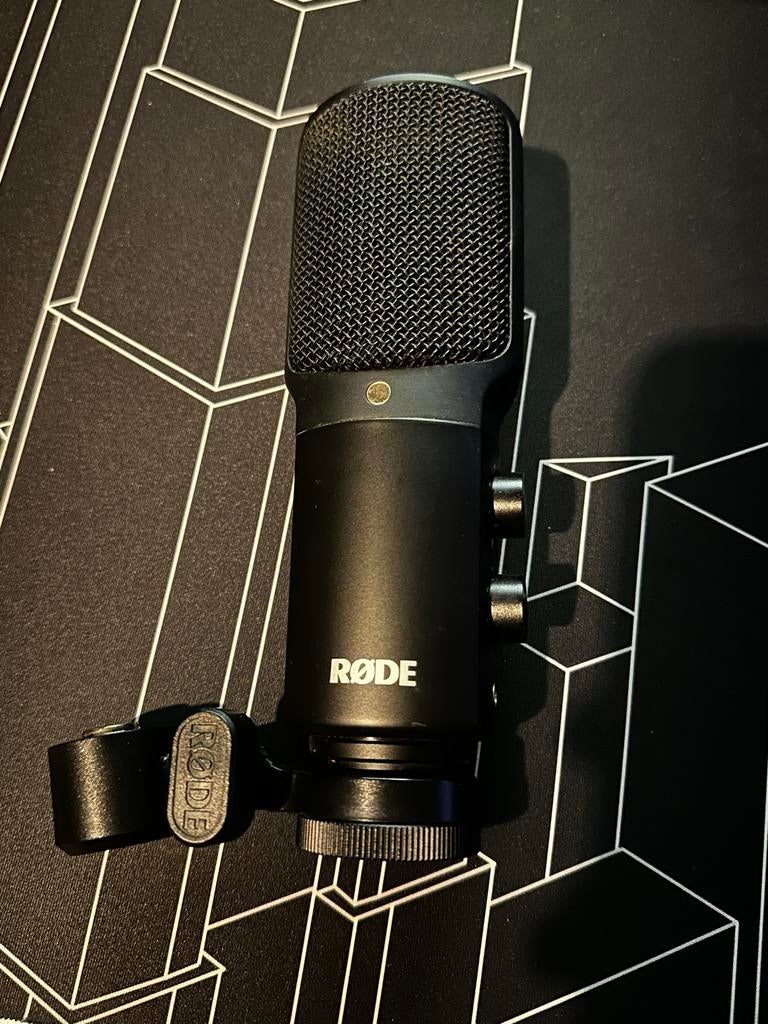 Rode NT USB + Innox IVA 08 USB Pro Microfoon Statief, Ophalen of Verzenden, Gebruikt, Studiomicrofoon