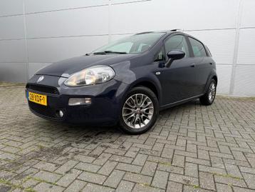 Fiat Punto Evo 1.3 M- Jet Lounge, panoramadak , Airco beschikbaar voor biedingen