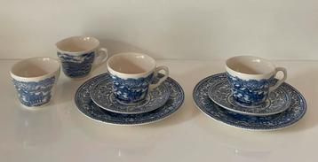 2 persoons engels blauw ontbijtservies beschikbaar voor biedingen
