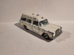 Matchbox King Size K-6 Mercedes-Benz Binz Ambulance, Hobby en Vrije tijd, Modelauto's | 1:50, Ophalen of Verzenden, Gebruikt, Auto