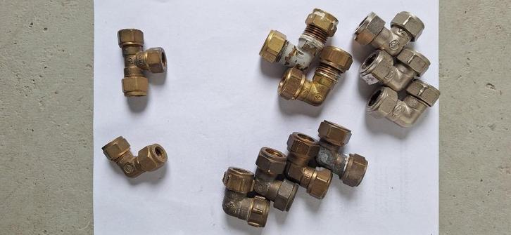 Installatiemateriaal, Doe-het-zelf en Verbouw, Buizen en Afvoer, Gebruikt, Overige typen, Overige materialen, Minder dan 2 meter