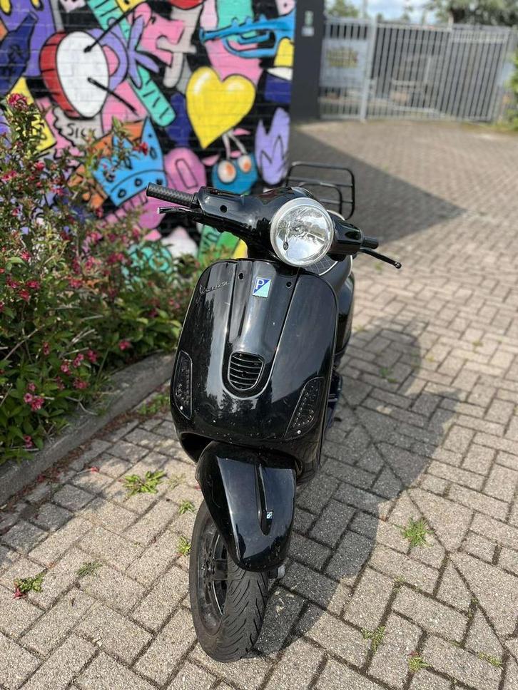 Vespa lx 80cc, Fietsen en Brommers, Scooters | Vespa, Zo goed als nieuw, Vespa LX, Ophalen