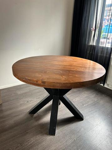 Zware mango houten eettafel rond beschikbaar voor biedingen