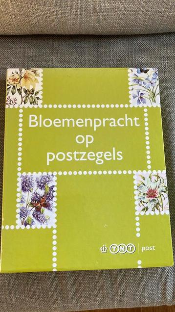 Map 15 velletjes Bloemenpracht Margriet beschikbaar voor biedingen