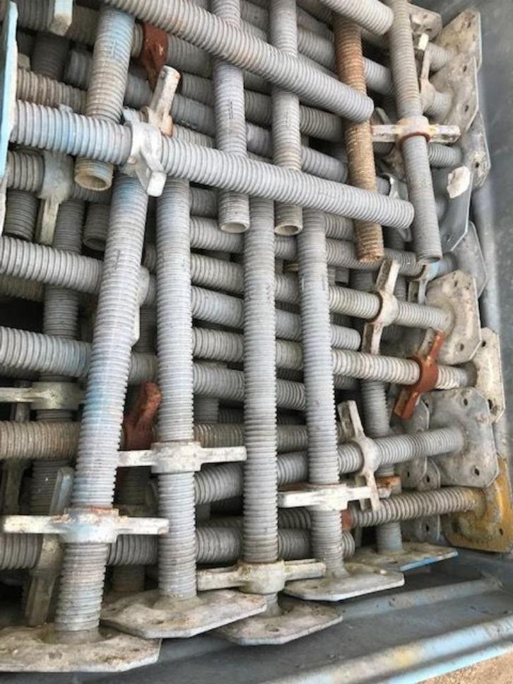 voetspindels Steigerkoppelingen las bussen etc, Doe-het-zelf en Verbouw, Steigers, Gebruikt, Overige typen, Minder dan 2 meter