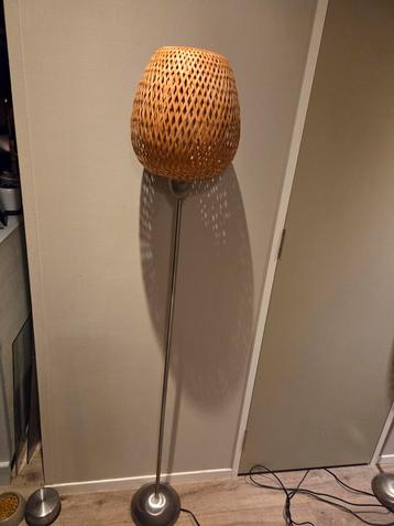 Mooie Ikea Böja Vloerlamp beschikbaar voor biedingen