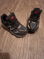 New Balance U9060 - Maat 31 - Zo goed als nieuw, Kinderen en Baby's, Kinderkleding | Schoenen en Sokken, Ophalen, Jongen of Meisje