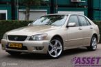 Youngtimer Lexus IS200 aut Executive | trekhaak | NL auto, Traction-control, Beige, Leder en Stof, Beige