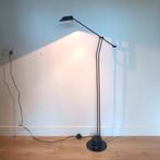 Vintage Design Vloerlamp Minimalistisch Italiaans Jaren '80, 100 tot 150 cm, Ophalen of Verzenden, Metaal, Zo goed als nieuw