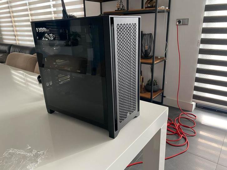 Gaming PC - Krachtige Desktop Computer, Spelcomputers en Games, Games | Pc, Zo goed als nieuw, Overige genres, 1 speler, Vanaf 12 jaar