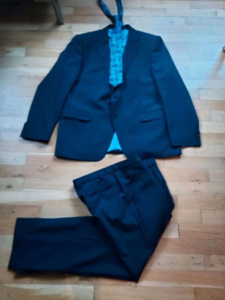 Prachtig Nicolas kostuum - Maat 26 ( kerst), Kleding | Heren, Kostuums en Colberts, Zo goed als nieuw, Maat 46 (S) of kleiner