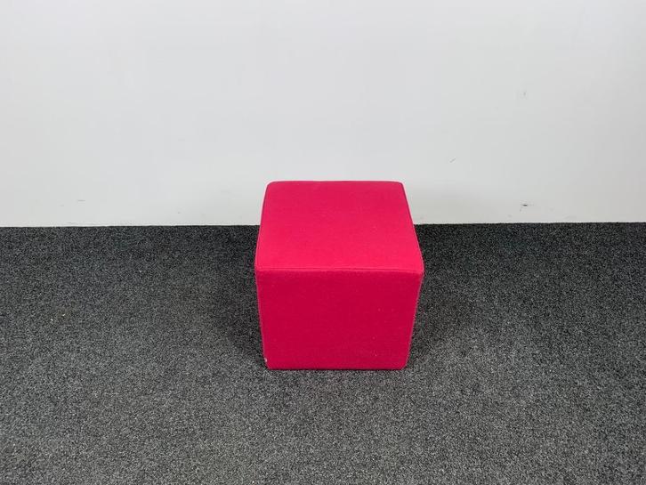 Roels Poef Meneer Janssen  22729, Huis en Inrichting, Banken | Sofa's en Chaises Longues, Eenpersoons, Minder dan 150 cm, Stof