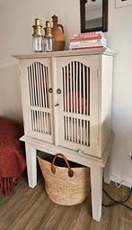 Brood / wijnkast, Huis en Inrichting, 100 tot 150 cm, 25 tot 50 cm, Met deur(en), Gebruikt