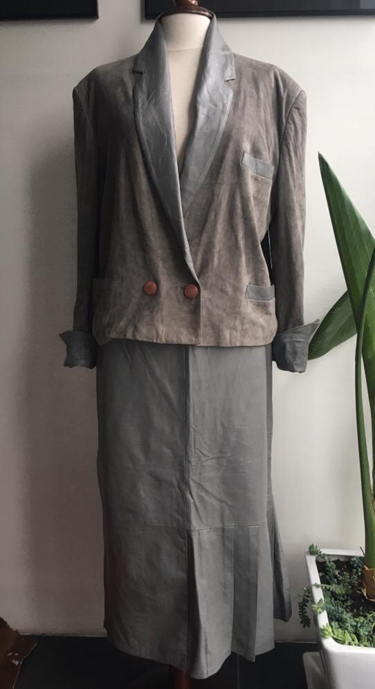 Suède leren vintage jaren ‘80 pak handwerk Dalexander Italië, Kleding | Dames, Jasjes, Kostuums en Pakken, Zo goed als nieuw, Kostuum of Pak