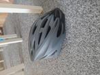 Helmet, Fietsen en Brommers, Fietsaccessoires | Fietshelmen, Ophalen of Verzenden, Zo goed als nieuw