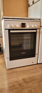 Gasfornuis met oven., Witgoed en Apparatuur, Fornuizen, Ophalen, 4 kookzones, Zo goed als nieuw, Gas