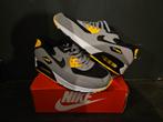 Nieuwe Nike Air Max 90 - Grijs/Geel - Maat 41, Kleding | Heren, Schoenen, Overige kleuren, Nike, Nieuw, Ophalen of Verzenden