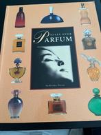 Alles over parfum boek Fabienne Pavia, Boeken, Hobby en Vrije tijd, Ophalen of Verzenden, Zo goed als nieuw, Overige onderwerpen