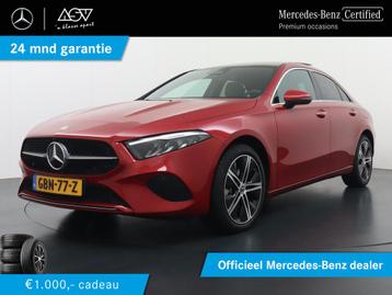 Mercedes-Benz A-klasse 250 e Luxury Line | Panorama - Schuif beschikbaar voor biedingen
