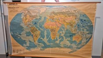 Oude Schoolplaat - De Wereld beschikbaar voor biedingen