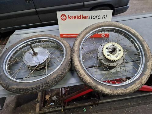 Kreidler Wielen set met grote 150 mm Campagolo naven compl., Fietsen en Brommers, Brommeronderdelen | Kreidler, Zo goed als nieuw