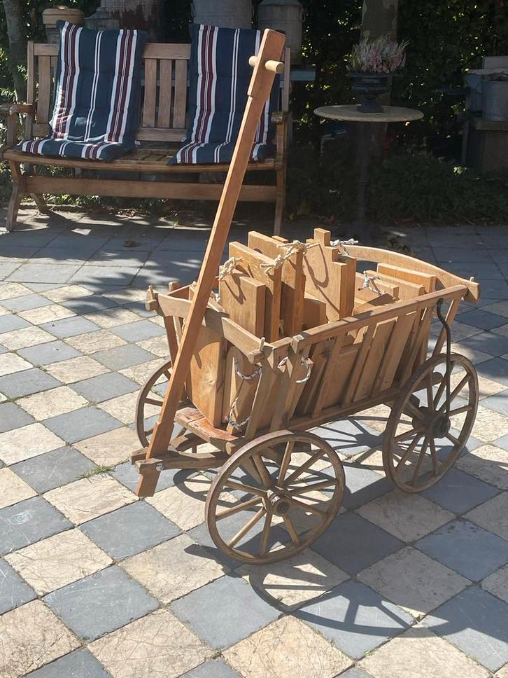 Antieke bolderkar gevuld met broodplanken, Antiek en Kunst, Curiosa en Brocante, Ophalen