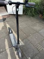Segway ninebot E-step met oplader, Fietsen en Brommers, Steps, Ophalen of Verzenden, Gebruikt, Elektrische step (E-scooter), Segway Ninebot