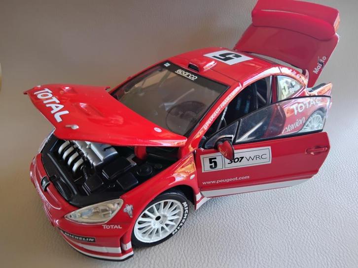 Maisto Peugeot 308 CC rally ralley auto 1:18 schaalmodel, Hobby en Vrije tijd, Modelauto's | 1:18, Zo goed als nieuw, Auto, Maisto