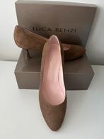 Suede cognac kleurige pump maat 43, Pumps, Bruin, Nieuw, Ophalen of Verzenden