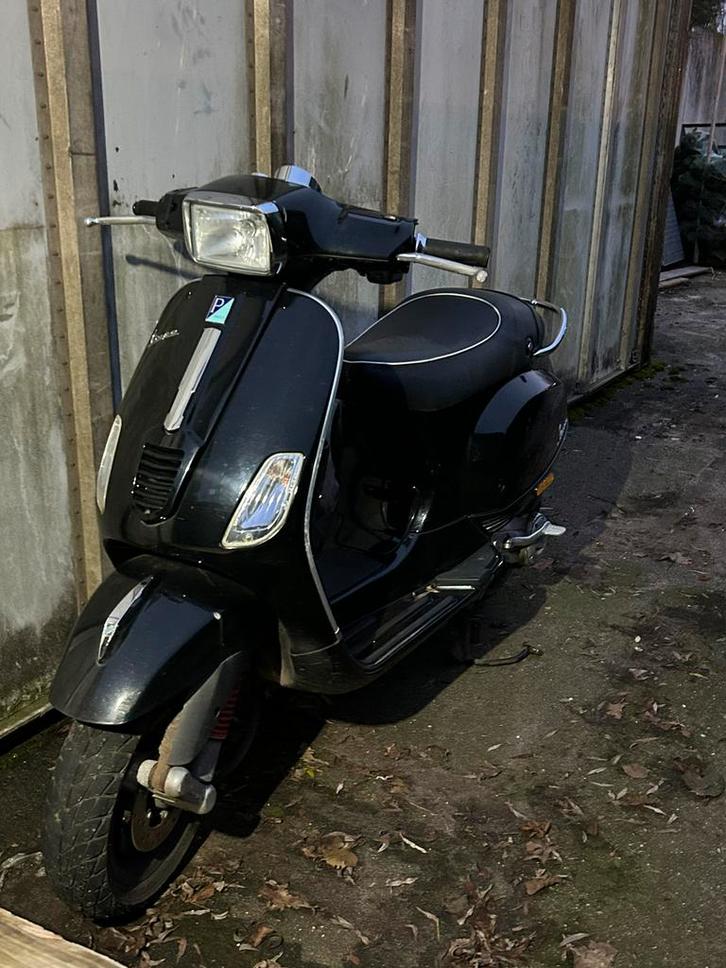 Vespa S50 - rijd niet!, Fietsen en Brommers, Scooters | Vespa, Gebruikt, Benzine, Ophalen