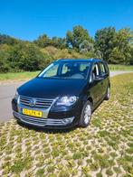 Volkswagen Touran 1.4 comfortline 2010 Automaat, Auto's, Stof, 74 €/maand, 4 cilinders, Grijs