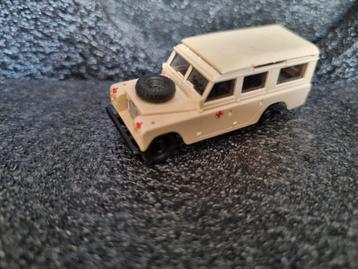 Ambulance Land Rover 1:87 beschikbaar voor biedingen