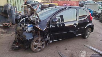 Peugeot 107 2009 1.0 12v 1KRFE Zwart EXZ onderdelen beschikbaar voor biedingen