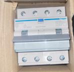 Hager aardlekautomaat B40 30mA, Ophalen of Verzenden, Nieuw, Overige typen