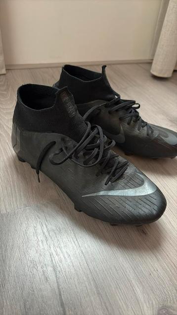 Nike flyknit voetbalschoen als nieuw beschikbaar voor biedingen