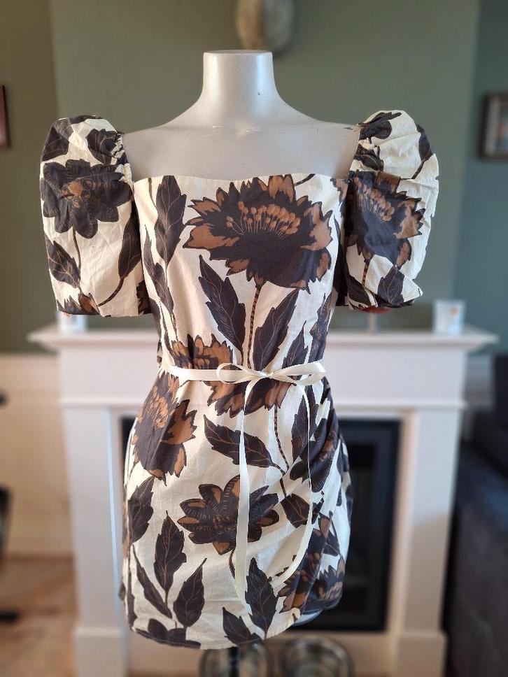 Rinascimento tuniek top crème bruin S 36 pofmouw gratis verz, Kleding | Dames, Blouses en Tunieken, Zo goed als nieuw, Maat 36 (S)