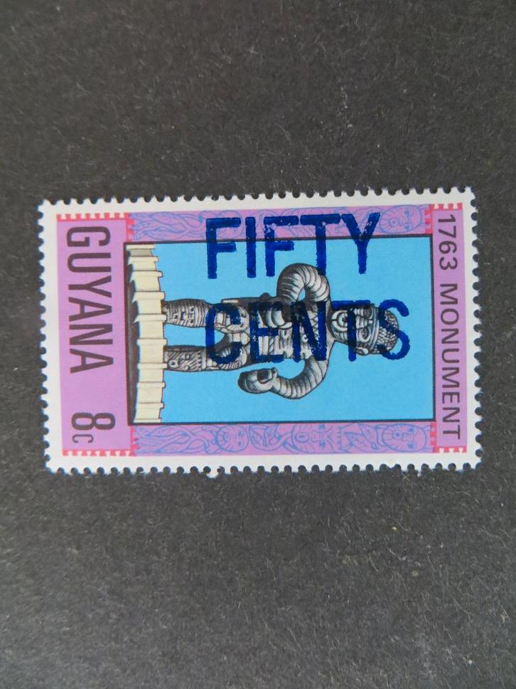 A01186: Guyana  50 c, Postzegels en Munten, Postzegels | Amerika, Noord-Amerika, Ophalen of Verzenden