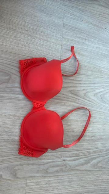 Calvin klein bh 75C beschikbaar voor biedingen