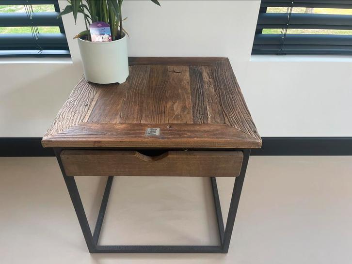 Riviera Maison Shelter Island bijzettafel, Huis en Inrichting, Tafels | Sidetables, Zo goed als nieuw, 25 tot 50 cm, 50 tot 100 cm