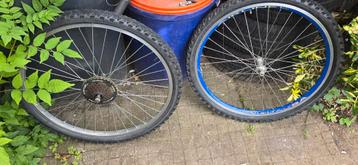 Mountainbike banden 26 inch beschikbaar voor biedingen