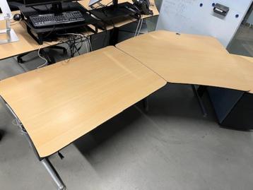 Bureau 8 stuks 
