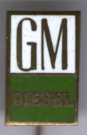 GM diesel wit/groen email koper brandstof speldje ( G_097 ) beschikbaar voor biedingen