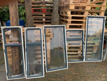 6x originele Stalen ramen met glas, uitzetramen beschikbaar voor biedingen