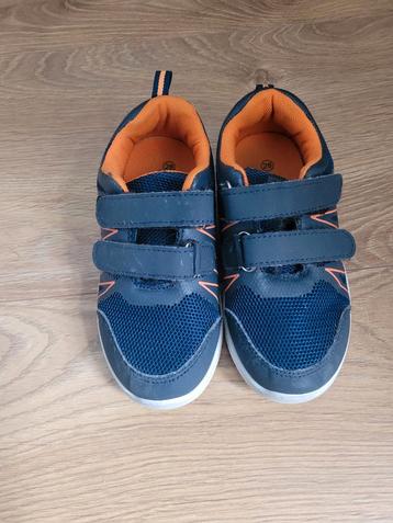Gymschoenen beschikbaar voor biedingen