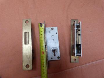 3 Zeer degelijke LIPS oude nacht sloten klaviersloten beschikbaar voor biedingen