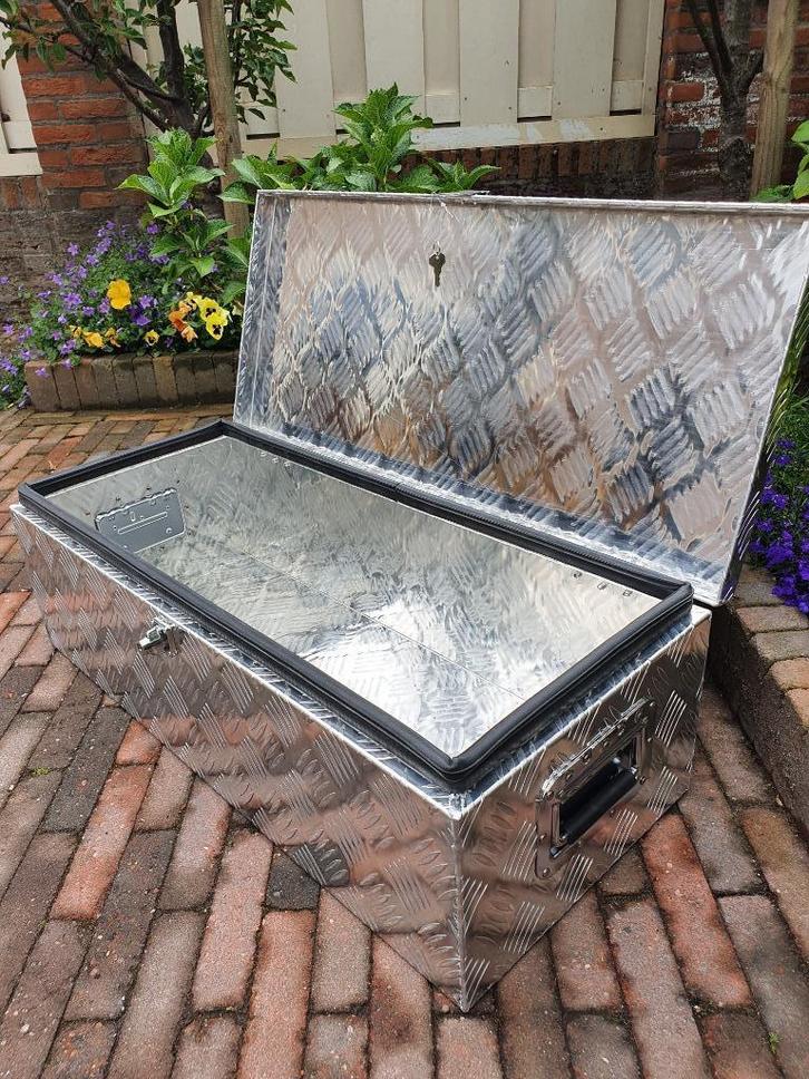 Nieuwe Aluminium kist- Dissel bak 76x33x24.5 cm. € 100,00, Auto diversen, Overige Auto diversen, Ophalen of Verzenden