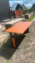 Bureau 180, Ophalen, Gebruikt