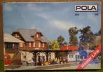 Pola bouw set  STATION OBERNDORF en Busch ZONNEBLOEMEN, Ophalen of Verzenden, Nieuw, Brug, Tunnel of Gebouw, Overige merken