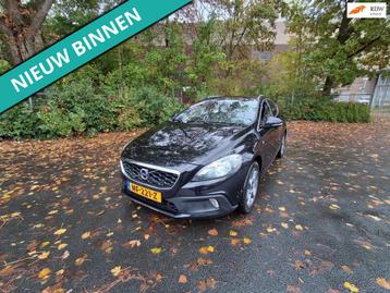 Volvo V40 Cross Country 2.0 D2 Ocean Race NETTE AUTO RIJDT E beschikbaar voor biedingen